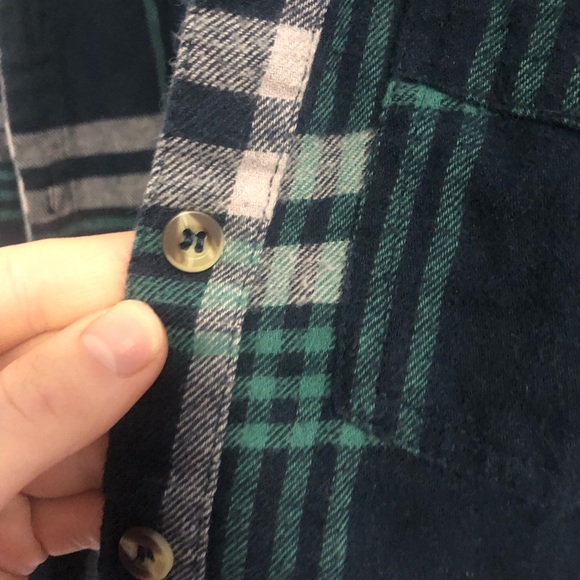 Boyfriend fit plaid with hood - Picture 3 of 5